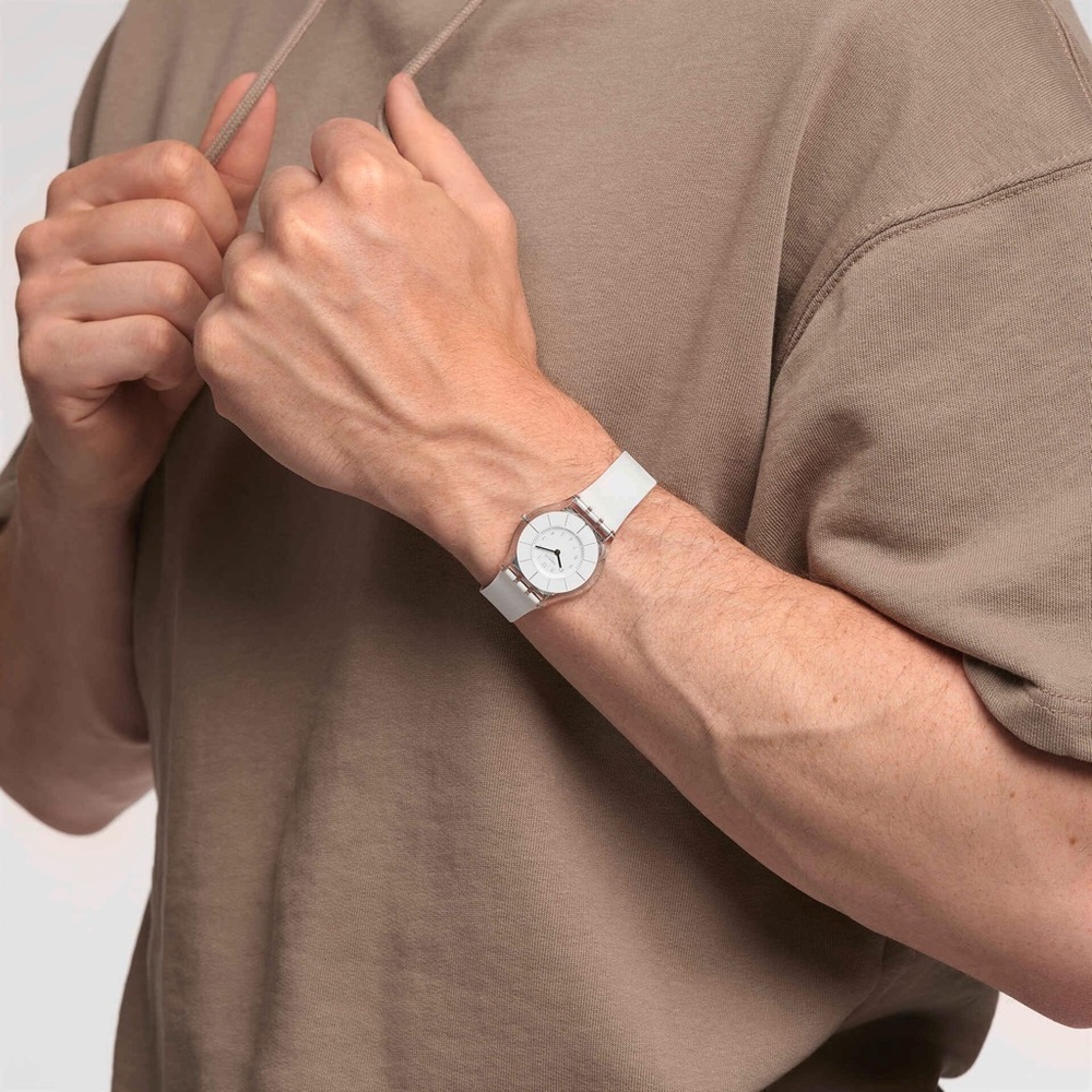 Stylish White Watch - Picture 8 of 8
